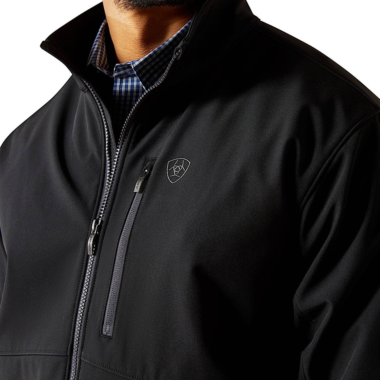 Ariat Men's Logo Softshell Jacket - Phantom/Grey Southwest - Image 4