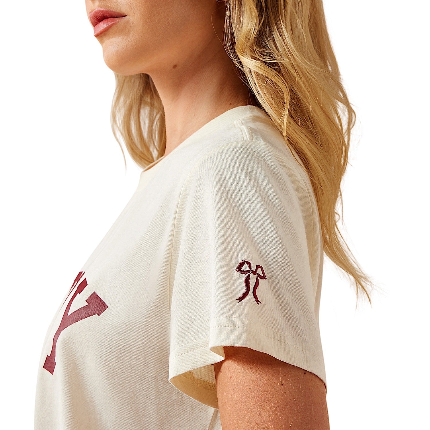 Ariat Women's Collegiate Howdy T Shirt - Cream/Maroon - Image 4