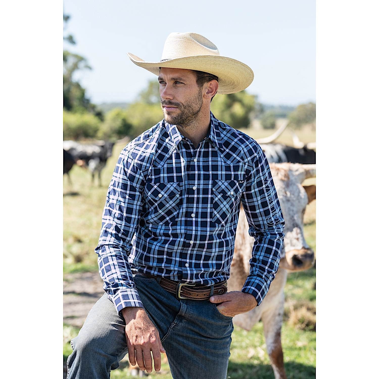 Wrangler Men's Ben Logo Shirt Navy/Blue - Image 5